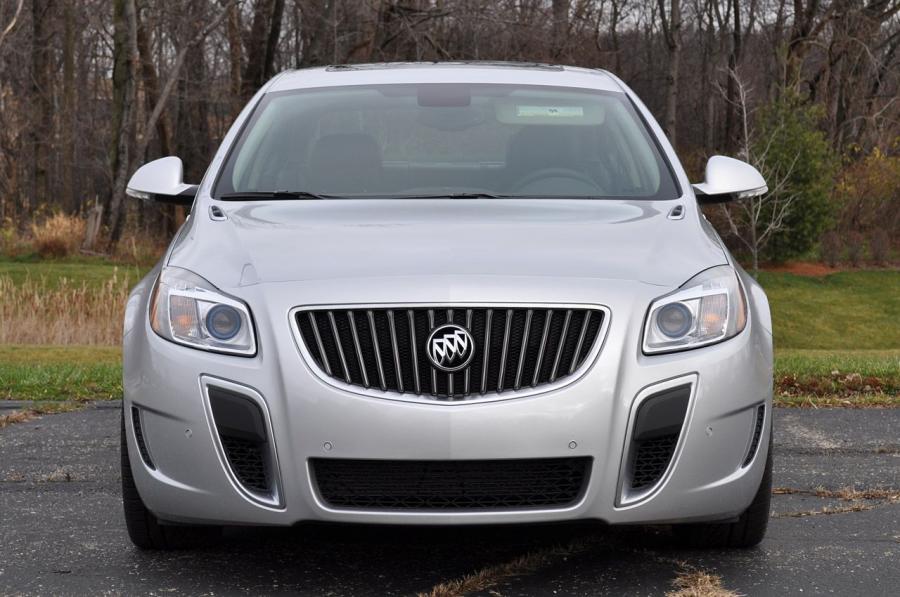  Buick Regal GS 2012 года  (фото 52 из 90)